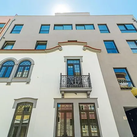 Large Terrace In Paraiso By Innkeeper * Porto